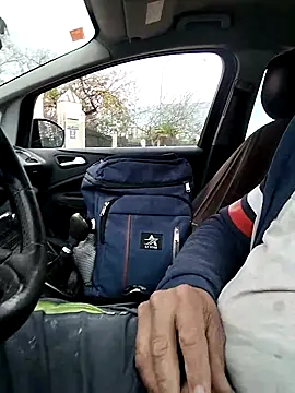 juandi21cm (Ask my age) - Corrida-cum-milk