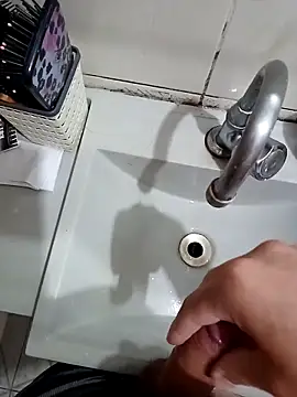 brutao_ - Brutao_'s free webcam - UK Sex Cams