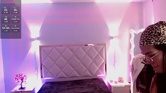 rosalind_tay - Rosalind_tay's free webcam - UK Sex Cams