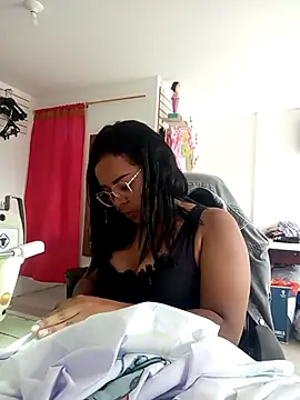 babyfull_lips - Babyfull_lips's free webcam - UK Sex Cams