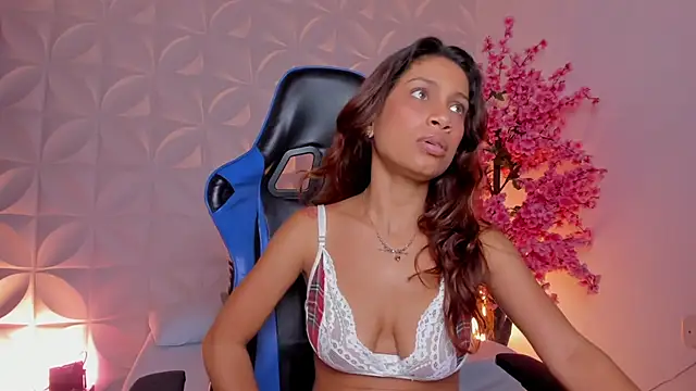 cora_22 live sex cam