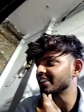 yashudick (M twink) - Peeing infront of camera