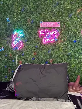 renathickass (F milf) - BLASIAN BADDIE PVT/EXC SLUT ME OUT