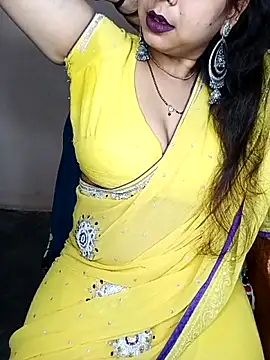 Webcam Model (Oh_011)  is live.Free join now!