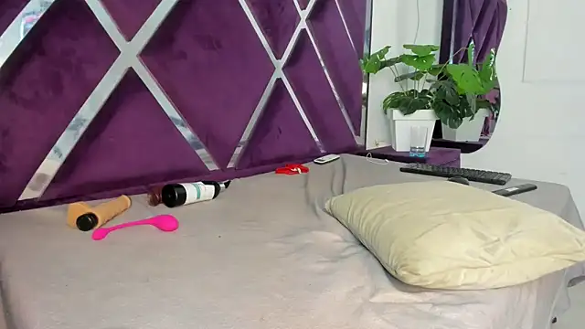 Angel Kyraasm (Angelkyraasm)