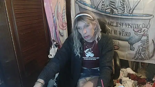 Ombeline1 live sex cam