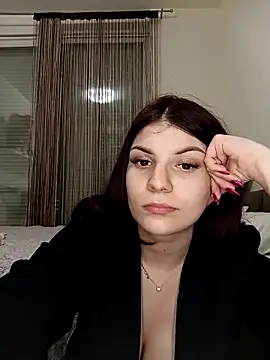 Webcam Model (MeCherryy) is live