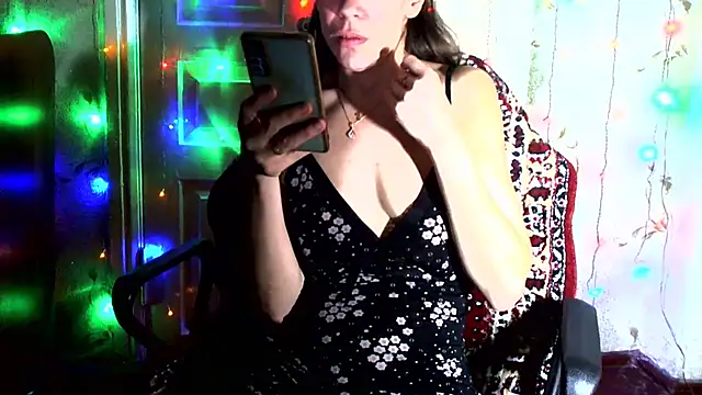 ladywinter - Ladywinter's free webcam - UK Sex Cams