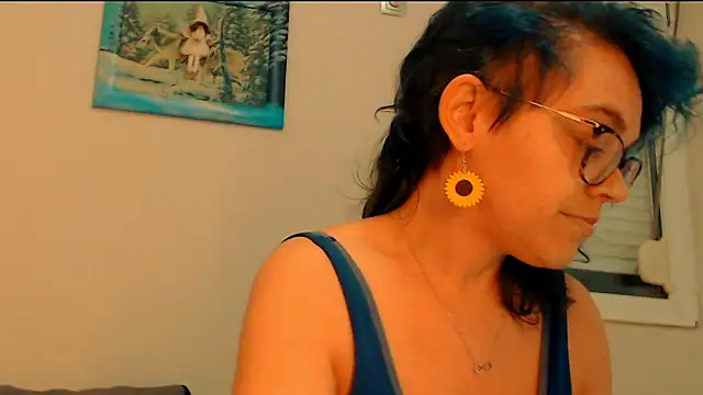 ju-hot - Ju-Hot's free webcam - UK Sex Cams