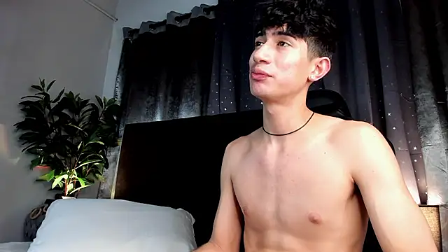 novaawheler - NovaaWheler's free webcam - UK Sex Cams