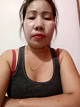 reema_143 - Reema_143's free webcam - UK Sex Cams