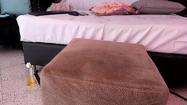 yummyduooo - YummyDuooo's free webcam - UK Sex Cams