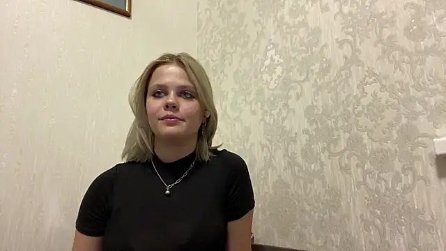 royalnovax - RoyalNovaX's free webcam - UK Sex Cams