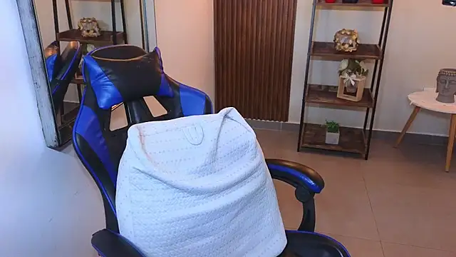 kenya--buhle (F young) - SHOW ORGAMS