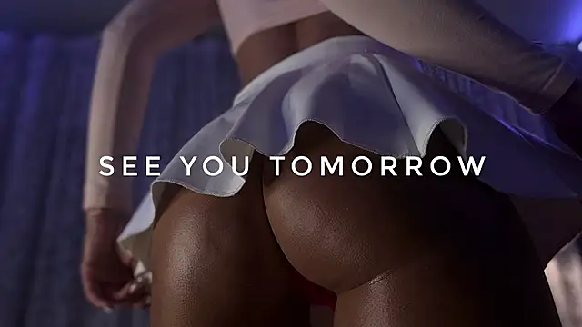 mari_moon_bunny live sex cam