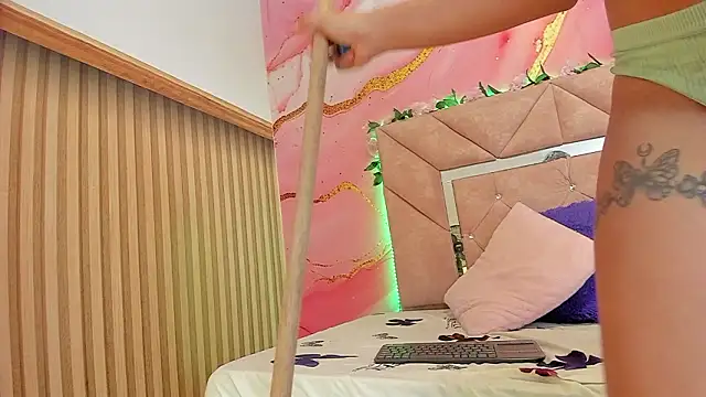 sweet__luna__ from StripChat is Freechat