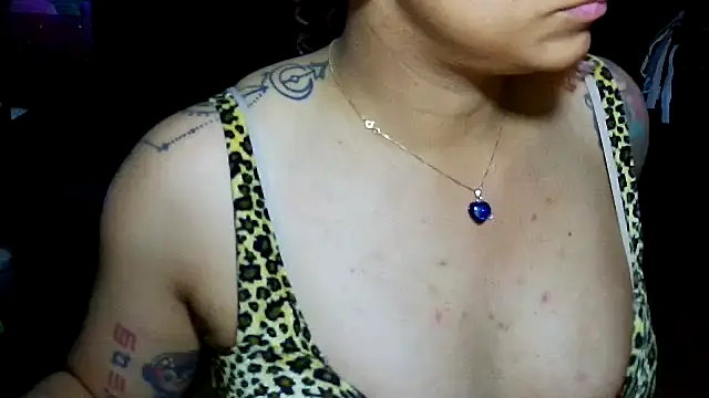 cata_blue__ - Cata_Blue__'s free webcam - UK Sex Cams