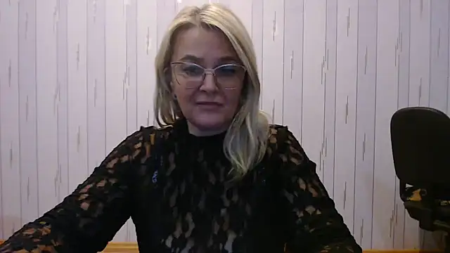 eleanoradream - EleanoraDream's free webcam - UK Sex Cams