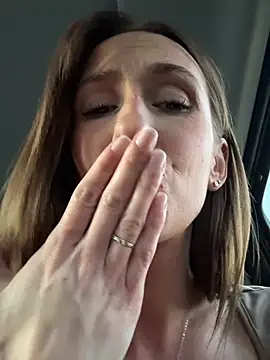 lola_tentatiion (F young) - DILDO PUSSY OUTDOOR 🍆