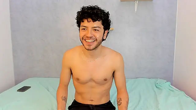 eliotkinky - Eliotkinky's free webcam - UK Sex Cams