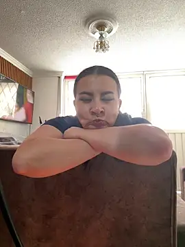 abril_luv - Abril_Luv's free webcam - UK Sex Cams