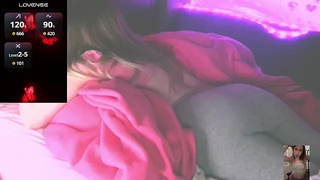 blondiewithanass (F young) - double penetration