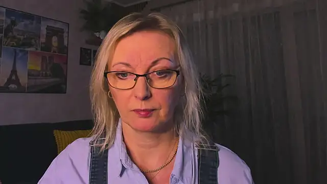 vanessa_chat - Vanessa_chat's free webcam - UK Sex Cams