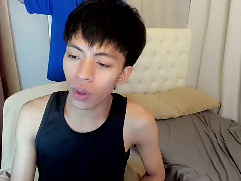 davincihugecock - Davincihugecock's free webcam - UK Sex Cams