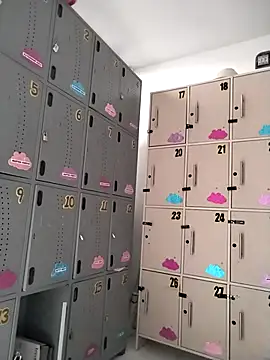 Webcam Model (Natasha_miilf) is live