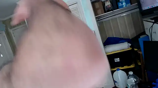 bullmusclejoe - Bullmusclejoe's free webcam - UK Sex Cams