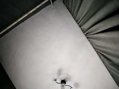 EvaCristal live sex cam