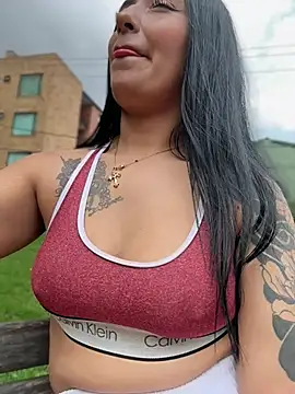 kathy2026 (G young) - Fuck my asshole With dildo in street