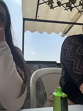 antonella_julieta (Ask my age) - out pants + 5 spanks ass