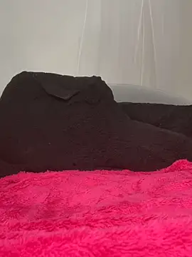 lickplayofficial - Lickplayofficial's free webcam - UK Sex Cams