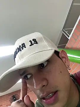 HarryGaze live sex cam