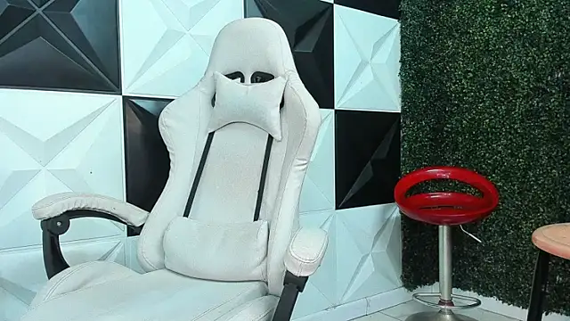 mansant (M young) - big cum on my chest