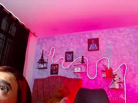 Everlin__Hot_ Live Webcam on Stripchat