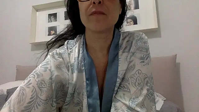 crudeliafrancy - Crudeliafrancy's free webcam