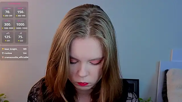 julietterain (F teen) - Rub my clit