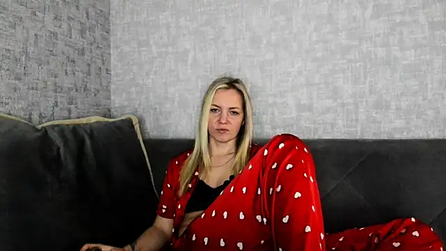 iam_venus (F young) - Make me wet