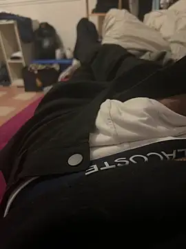 pignoufe (M twink) - Je me branle