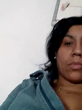 Webcam Model (Molly_newman6) is live