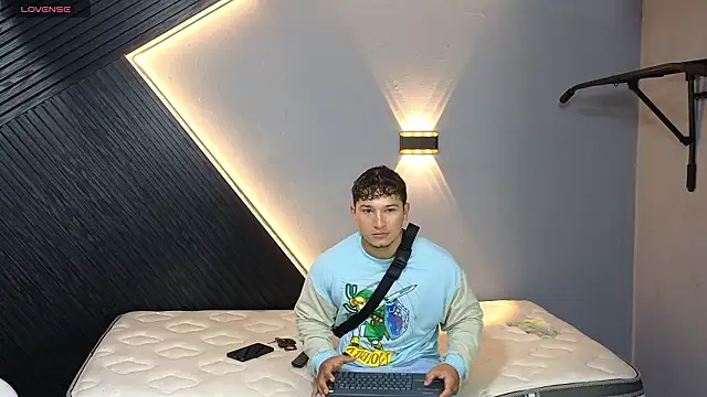Horny_nick18's live cam