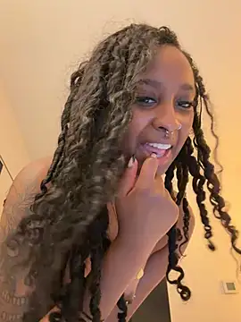 Your_Paris live sex cam