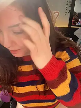 Webcam Model (JennKenobi) is live