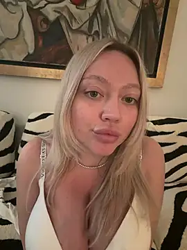 misstitmouseofficial - Misstitmouseofficial's free webcam