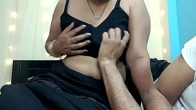 horny_milf_couple live sex cam