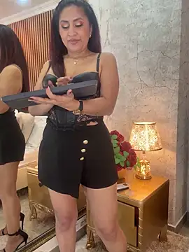 monicamoret - MonicaMoret's free webcam - UK Sex Cams