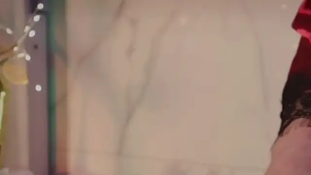 KellyPerfection webcam