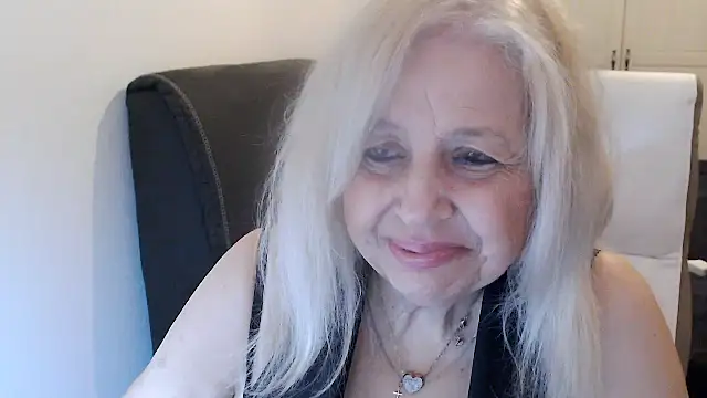 susilifexxx - SusiLifeXXX's free webcam - UK Sex Cams